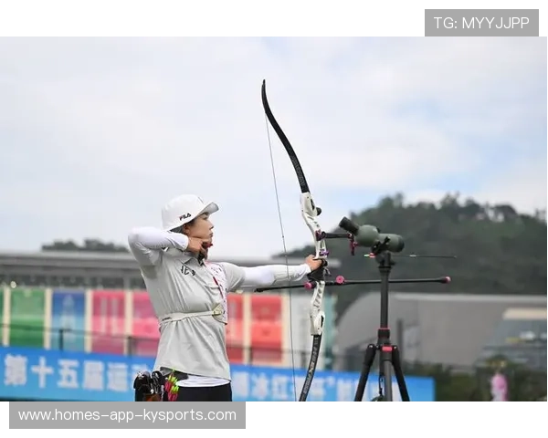 比利时反曲弓选手在2024年世界射箭锦标赛中表现出色，比利时射箭运动员